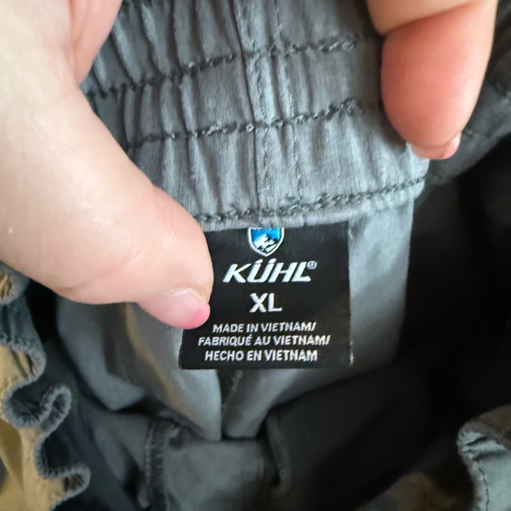 Casual Kuhl gray men’s XL  Drawstring Shorts for outdoor activity. - Picture 4 of 9